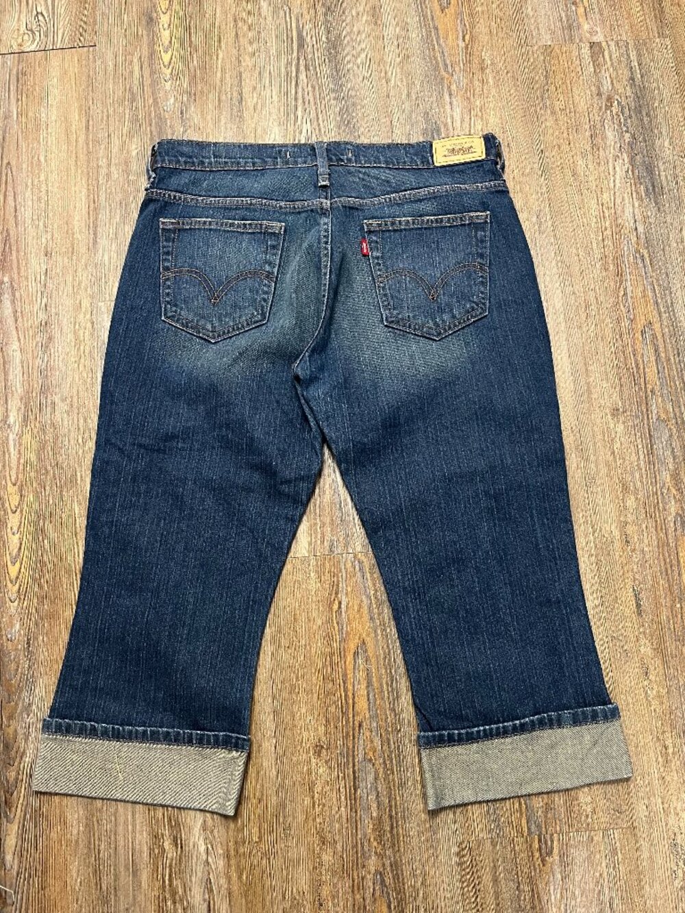 Levi's 515 Capris - Women's Size 10 (32x20) - Cotton Blend - Mid Rise Waist